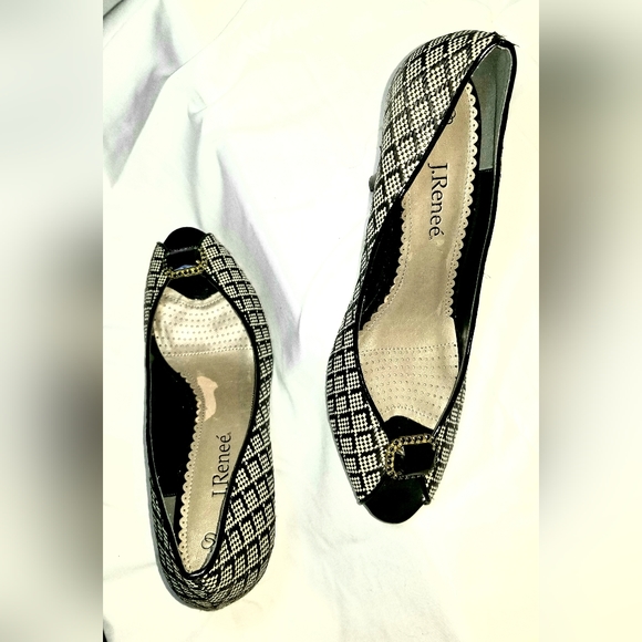 J Renee MONA II shoes NWOT Size 10 - Picture 4 of 9